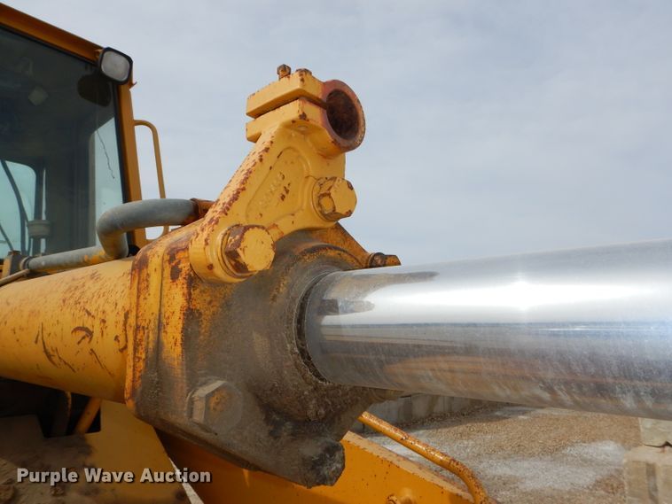 image for item DH4425 1999 Caterpillar 963B  crawler loader