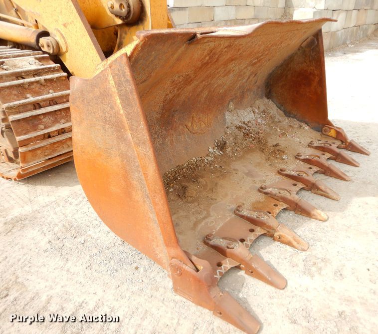 image for item DH4425 1999 Caterpillar 963B  crawler loader