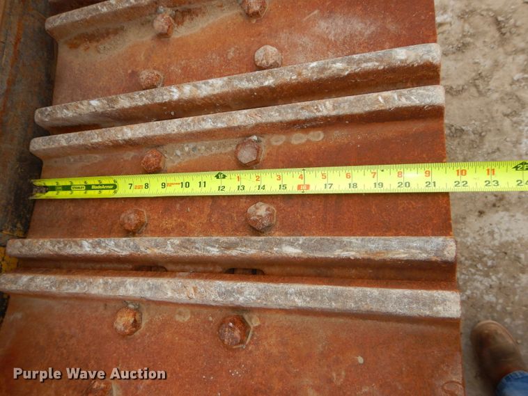 image for item DH4425 1999 Caterpillar 963B  crawler loader