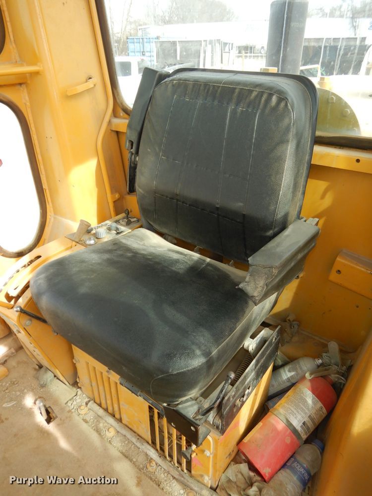 image for item DH4426 1978 Caterpillar 140G motor grader