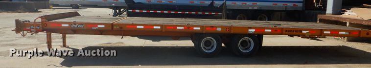 image for item DH4427 2006 Redi Haul R30210TB tilt deck equipment trailer