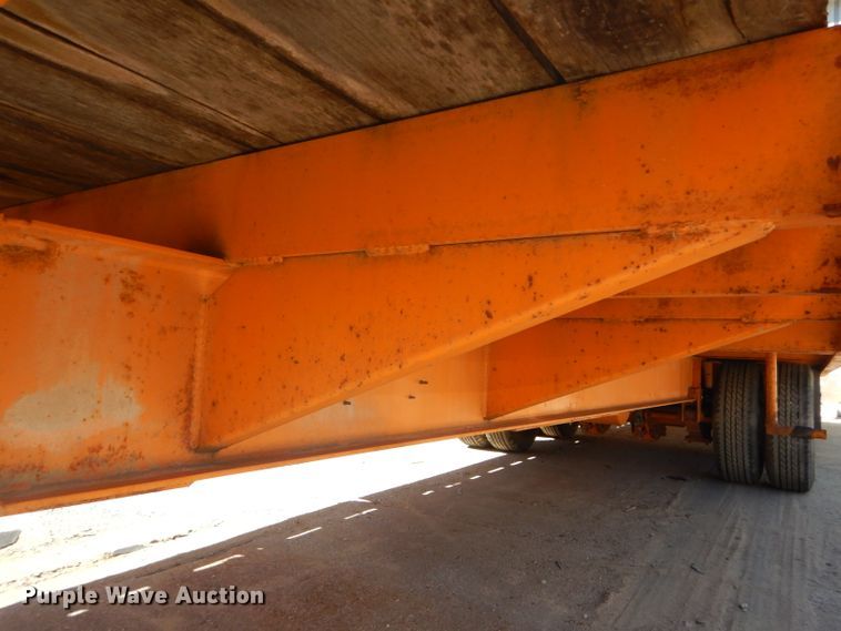 image for item DH4427 2006 Redi Haul R30210TB tilt deck equipment trailer
