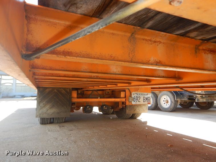 image for item DH4427 2006 Redi Haul R30210TB tilt deck equipment trailer