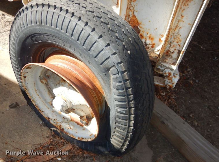 image for item DH4430 Cement silo