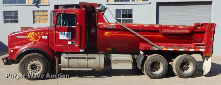 image for item DH4431 1993 Kenworth T800 dump truck
