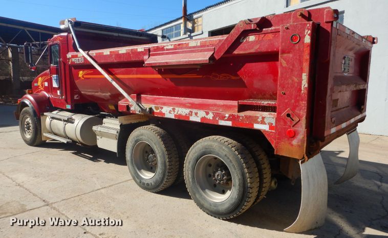 image for item DH4431 1993 Kenworth T800 dump truck