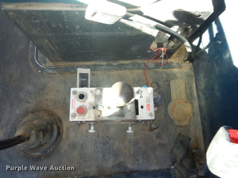 image for item DH4431 1993 Kenworth T800 dump truck