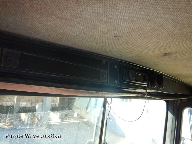 image for item DH4431 1993 Kenworth T800 dump truck