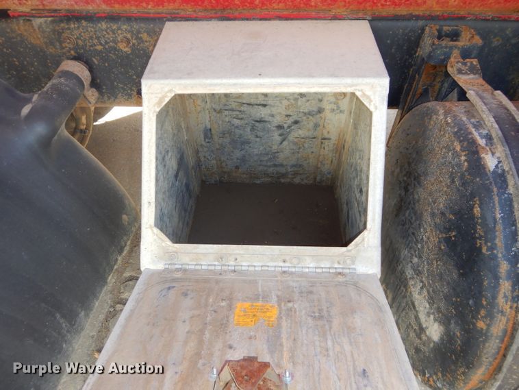 image for item DH4431 1993 Kenworth T800 dump truck