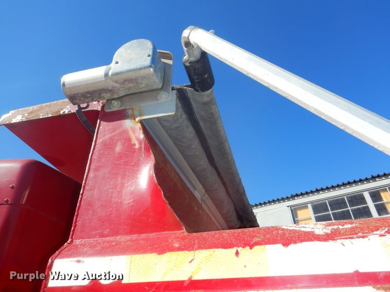 image for item DH4431 1993 Kenworth T800 dump truck