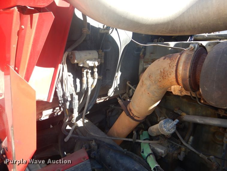 image for item DH4432 1995 Mack RD688S semi truck