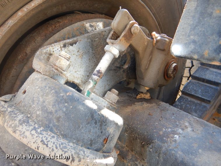 image for item DH4432 1995 Mack RD688S semi truck