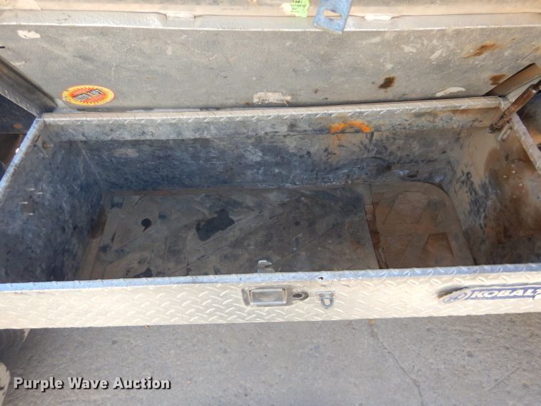 image for item DH4432 1995 Mack RD688S semi truck