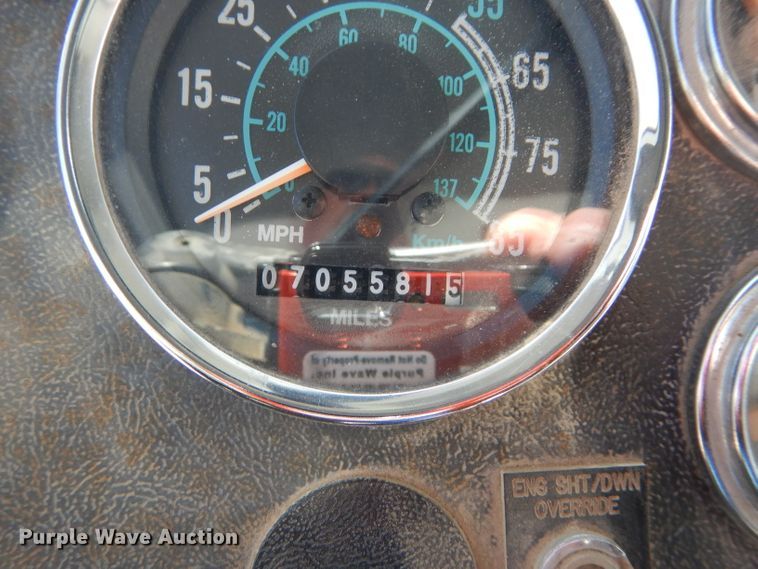 image for item DH4433 1991 Ford L9000 flatbed truck