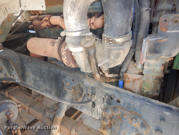 image for item DH4433 1991 Ford L9000 flatbed truck