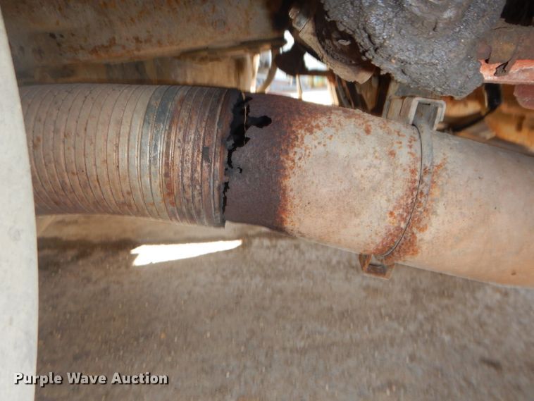 image for item DH4433 1991 Ford L9000 flatbed truck