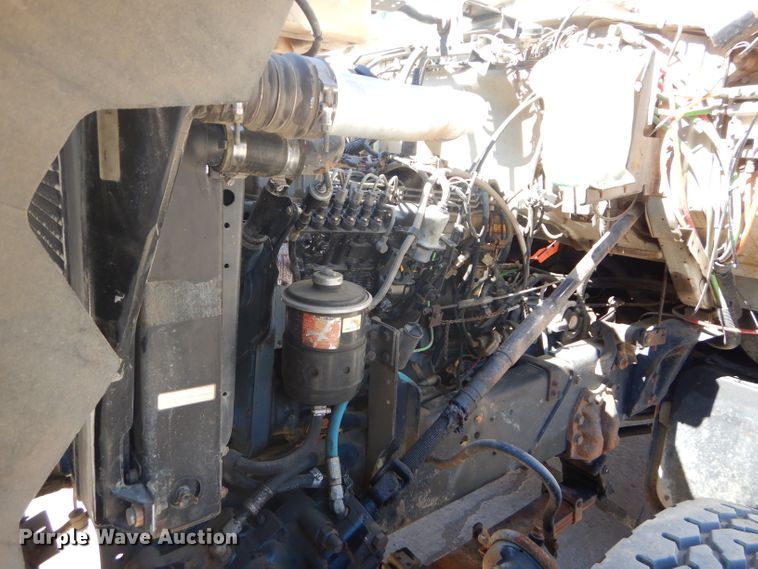 image for item DH4434 1994 Ford L8000 crane truck