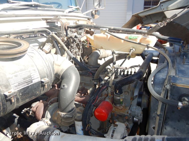 image for item DH4434 1994 Ford L8000 crane truck