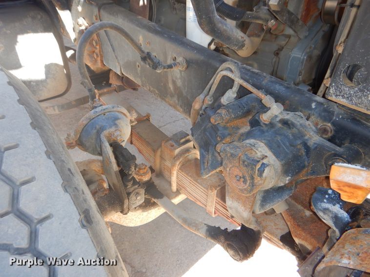 image for item DH4434 1994 Ford L8000 crane truck