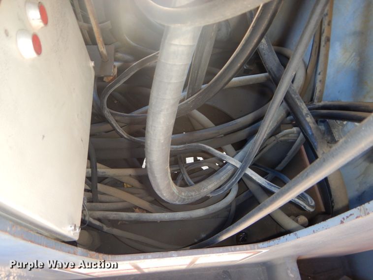 image for item DH4434 1994 Ford L8000 crane truck