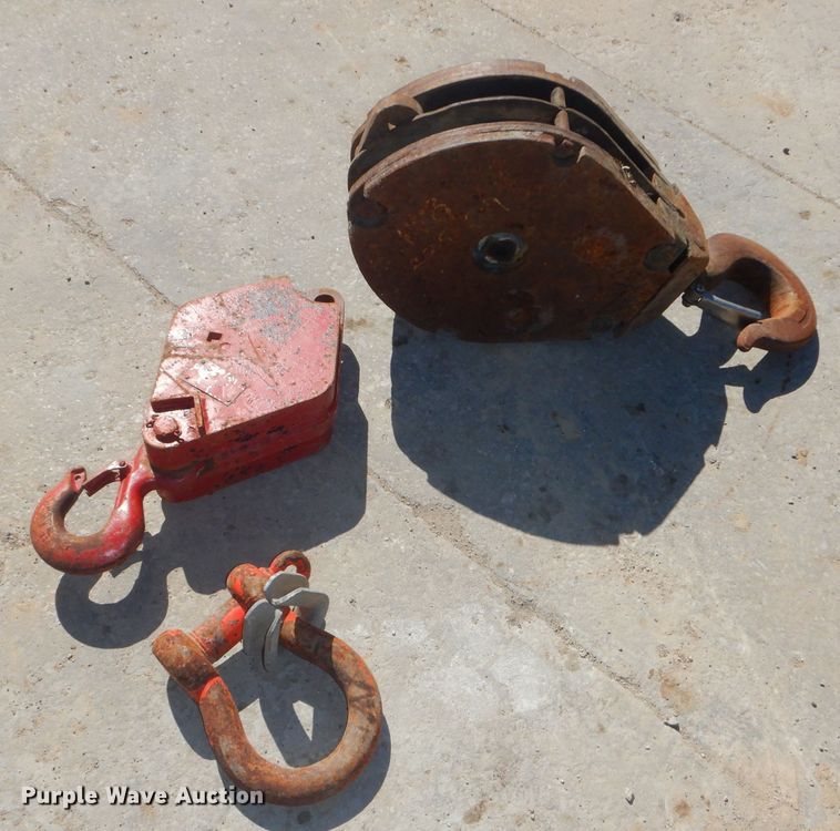 image for item DH4434 1994 Ford L8000 crane truck