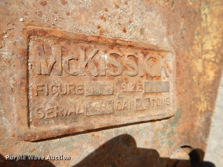 image for item DH4434 1994 Ford L8000 crane truck