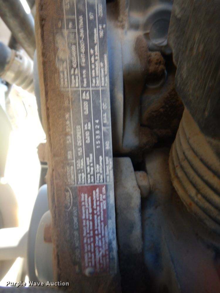 image for item DH4438 1995 Ford CF700 oil distribution truck