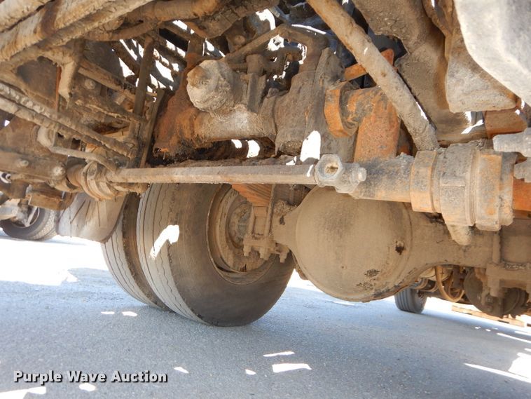 image for item DH4438 1995 Ford CF700 oil distribution truck