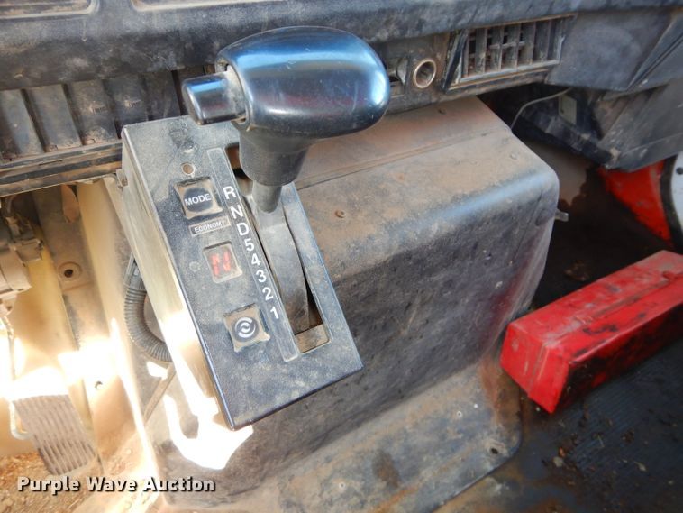 image for item DH4439 1999 International 4900 dump truck