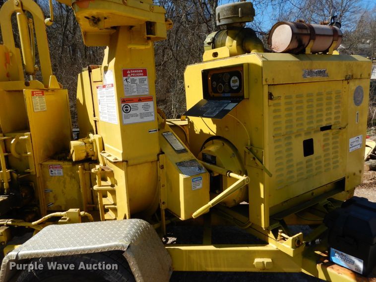 image for item DH5082 2007 Bandit 200 wood chipper