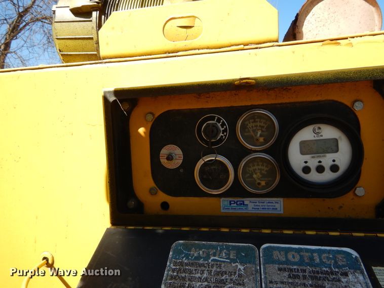 image for item DH5082 2007 Bandit 200 wood chipper