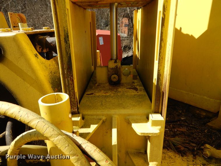 image for item DH5082 2007 Bandit 200 wood chipper