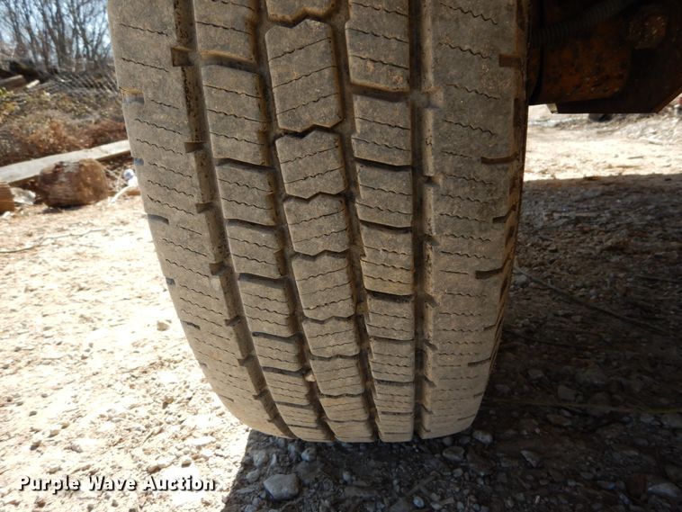 image for item DH5082 2007 Bandit 200 wood chipper