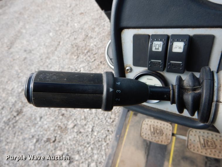 image for item DH6419 2010 JCB 507.42  telehandler