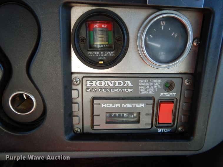 image for item DH6428 2002 International 4300 service truck