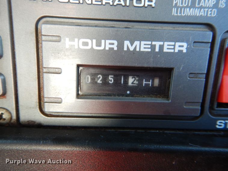 image for item DH6428 2002 International 4300 service truck