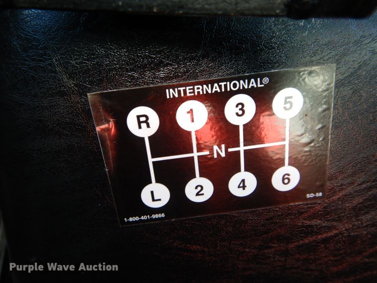 image for item DH6428 2002 International 4300 service truck