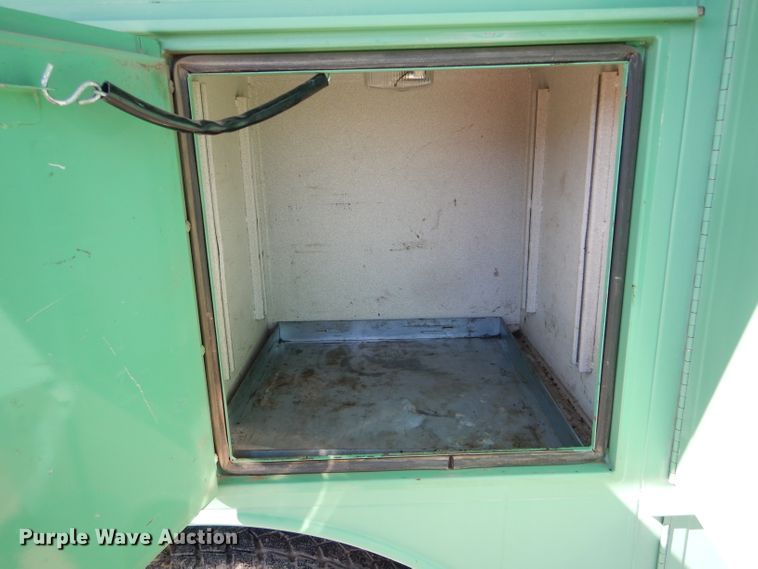 image for item DH6428 2002 International 4300 service truck