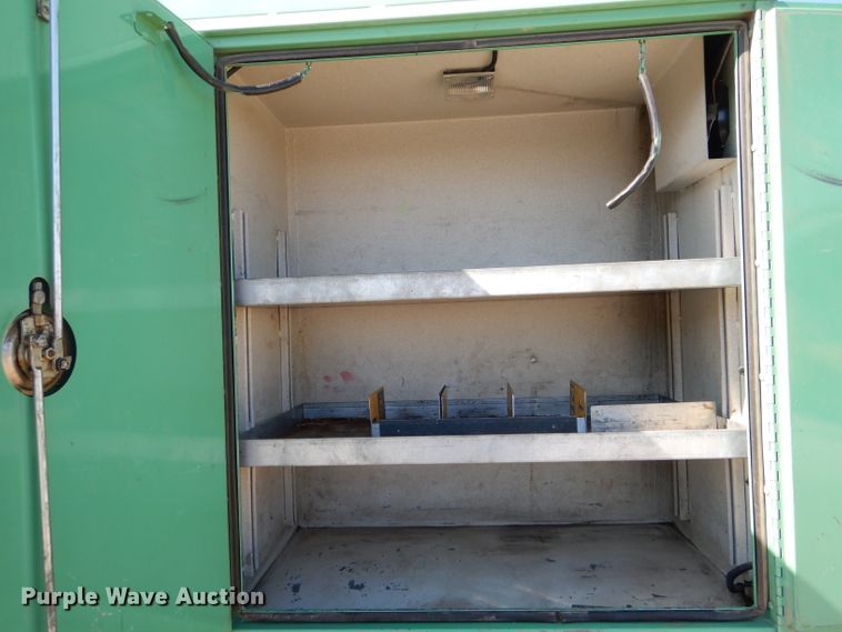 image for item DH6428 2002 International 4300 service truck