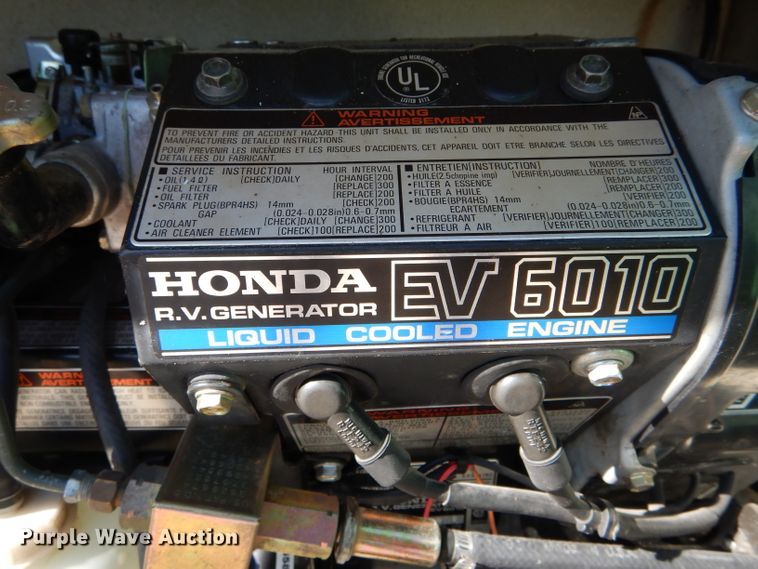 image for item DH6428 2002 International 4300 service truck