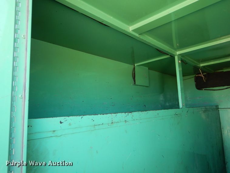 image for item DH6428 2002 International 4300 service truck