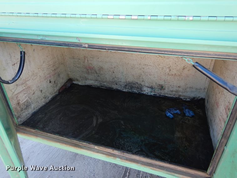 image for item DH6428 2002 International 4300 service truck