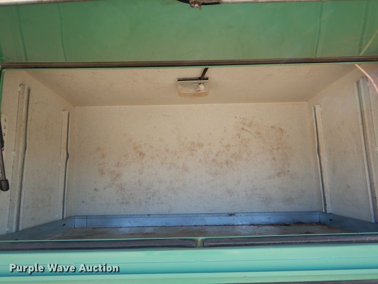 image for item DH6428 2002 International 4300 service truck