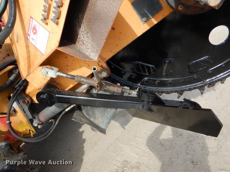 image for item DH6429 Case 760 rock saw