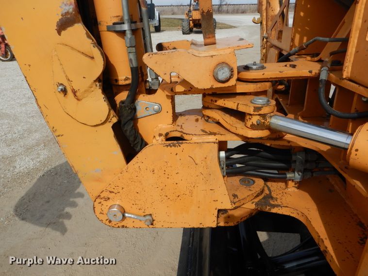 image for item DH6429 Case 760 rock saw