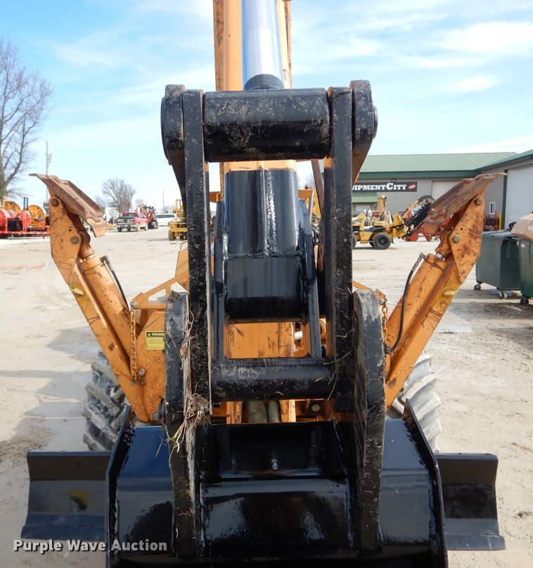 image for item DH6429 Case 760 rock saw