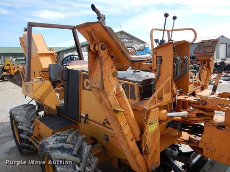 image for item DH6429 Case 760 rock saw