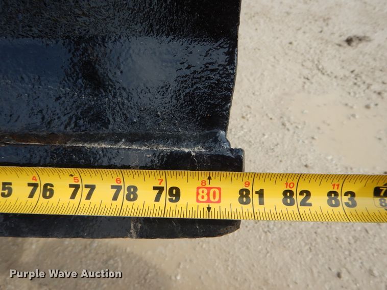 image for item DH6429 Case 760 rock saw