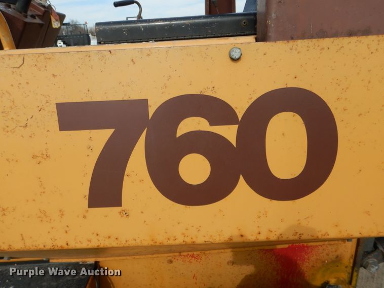 image for item DH6429 Case 760 rock saw