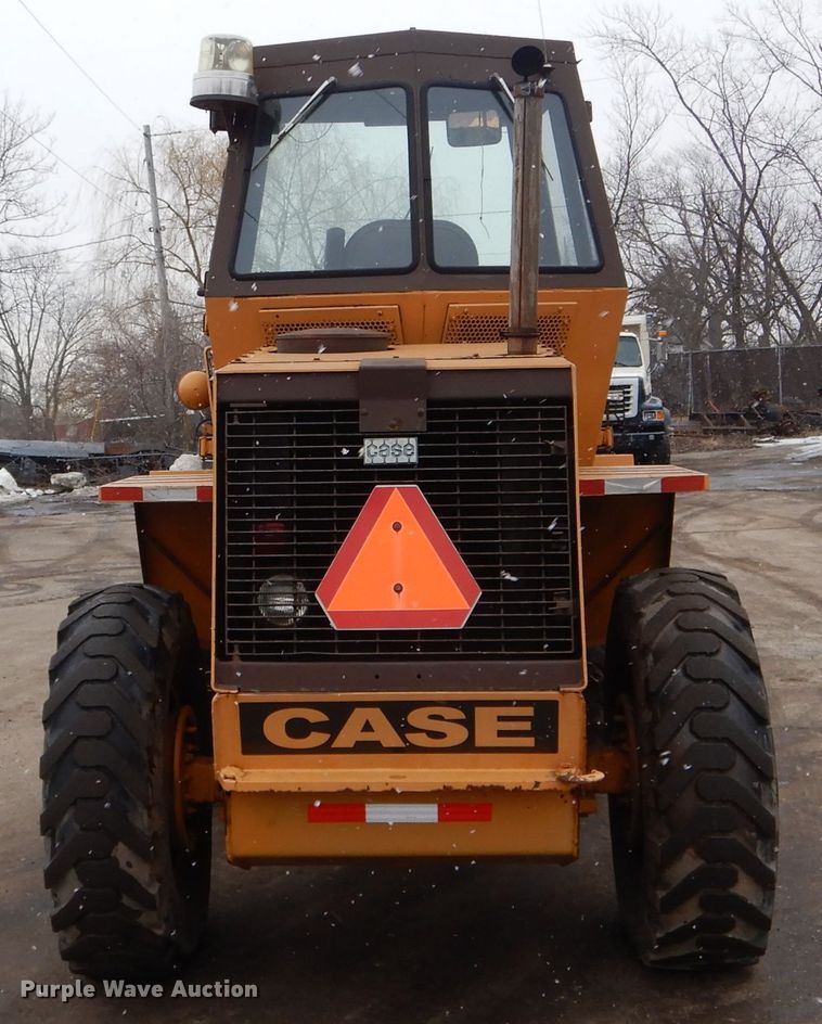 image for item DH6435 1979 Case W14 wheel loader